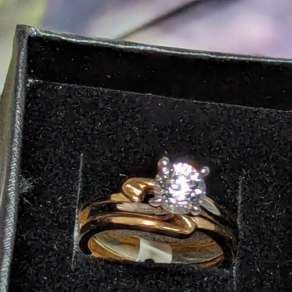 Engagment Vintage Ring Signed Uncas 8mm ZIRCONIA 18K HGE STERLING tarnish free - Picture 5 of 10